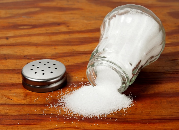 7 loại thực phẩm phổ biến có thể gây hại cho thận của bạn - muối